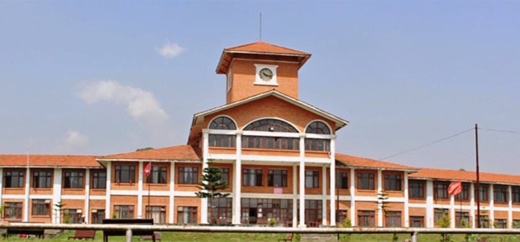 त्रिविका शीर्ष पदाधिकारीको राजीनामा घोषणा, सरकारलाई मार्ग खुला गर्ने निर्णय