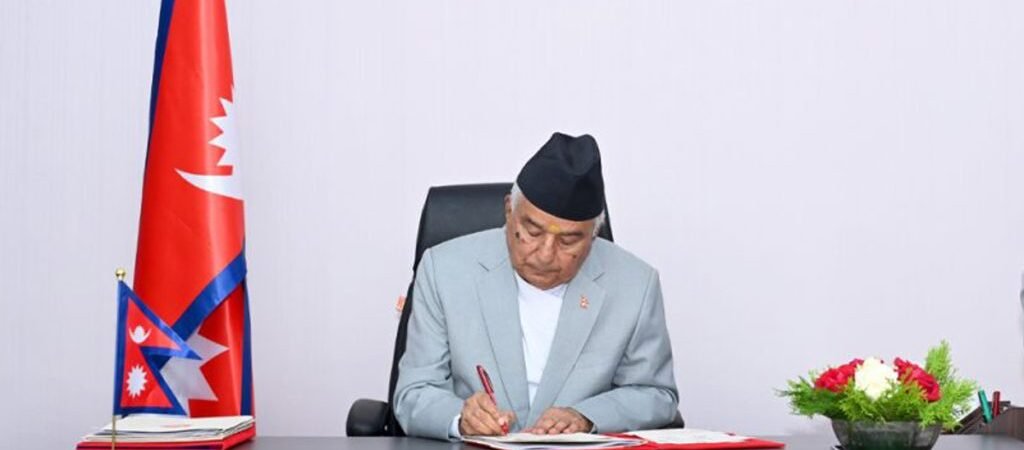 राष्ट्रपतिले जारी गरे ७ अध्यादेश, एउटा अध्यादेश पुनर्विचारका लागि फिर्ता