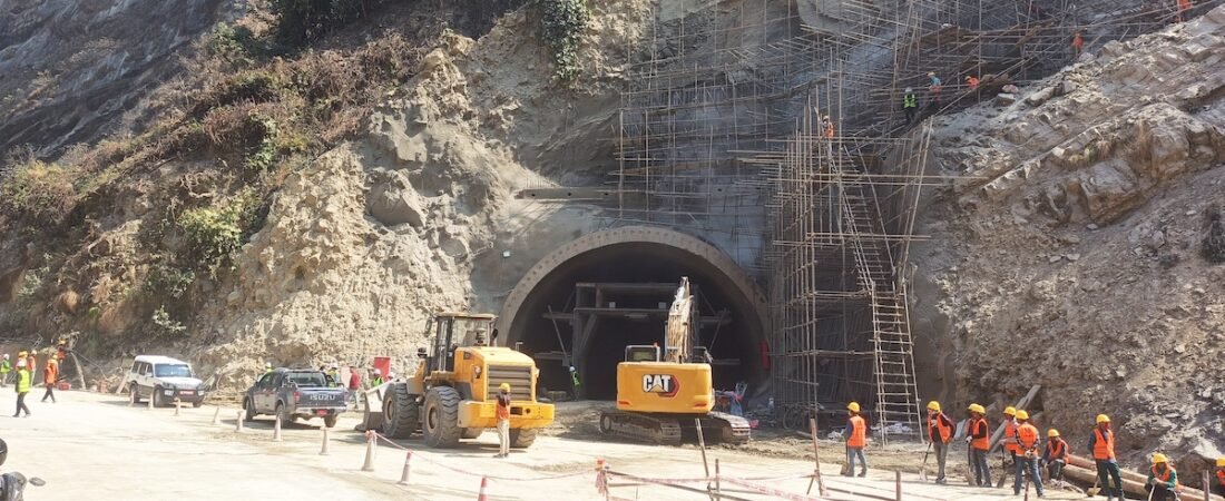 असोजभित्रै सिद्धबाबा सुरूङमार्ग सञ्चालन गर्ने तयारी, ६८ प्रतिशत काम सम्पन्न