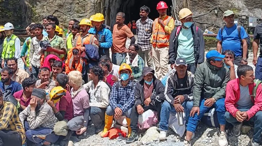 रसुवा बाढी उद्धार कार्य तीव्र: ड्रोन, हेलिकप्टर र तालिमप्राप्त कुकुरसहित सुरक्षा निकाय परिचालन